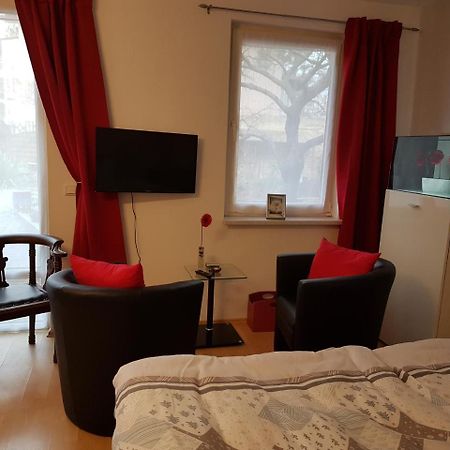 Zeuthen Ferienwohnung Am See, Stadtgrenze Berlin Εξωτερικό φωτογραφία